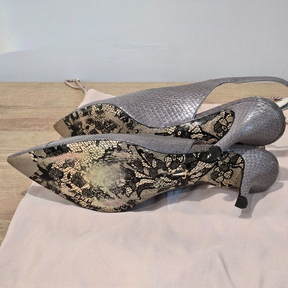 Cesare Paciotti womens 37/6 Snake Gray Pumps 2.5\